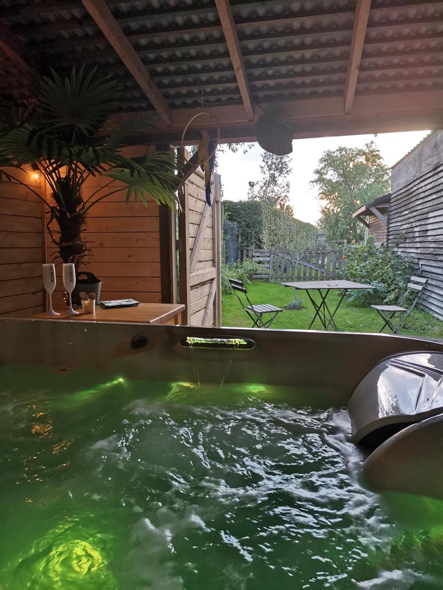 Entre Monts Et Collines B&B Et Spa En Option Mont-de-l'Enclus Exterior foto