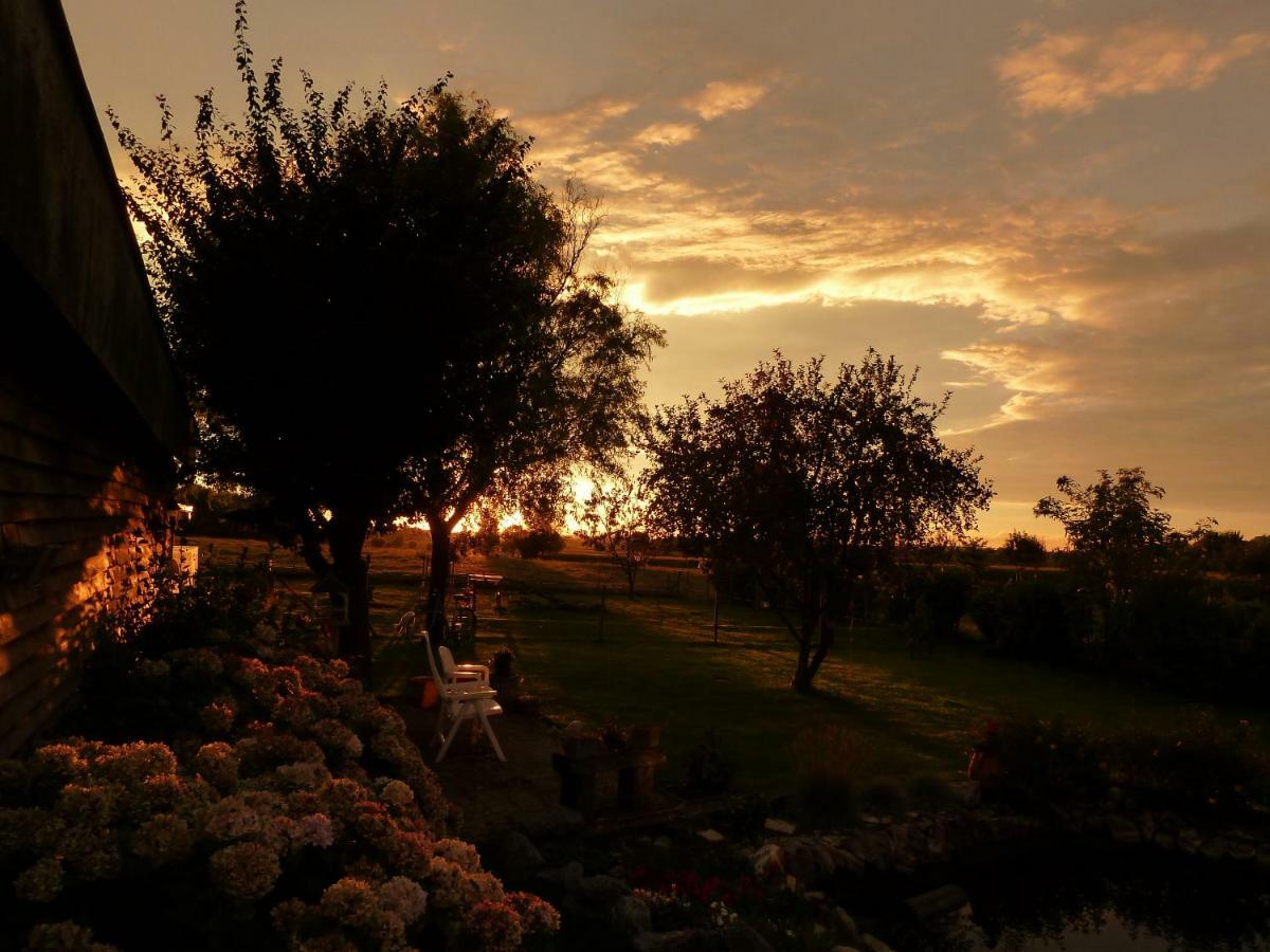 Entre Monts Et Collines B&B Et Spa En Option Mont-de-l'Enclus Exterior foto